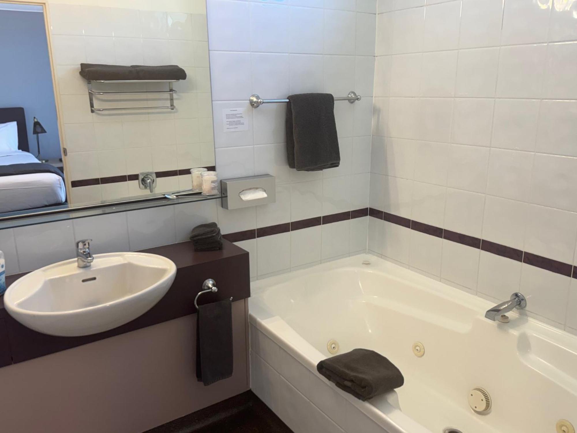 Academy Motor Inn Tauranga Extérieur photo