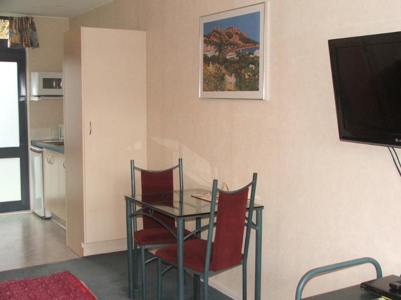 Academy Motor Inn Tauranga Extérieur photo